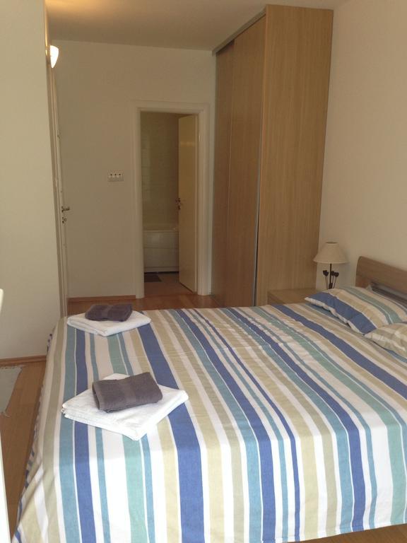 Apartment Fjord Waterfront Cattaro Esterno foto