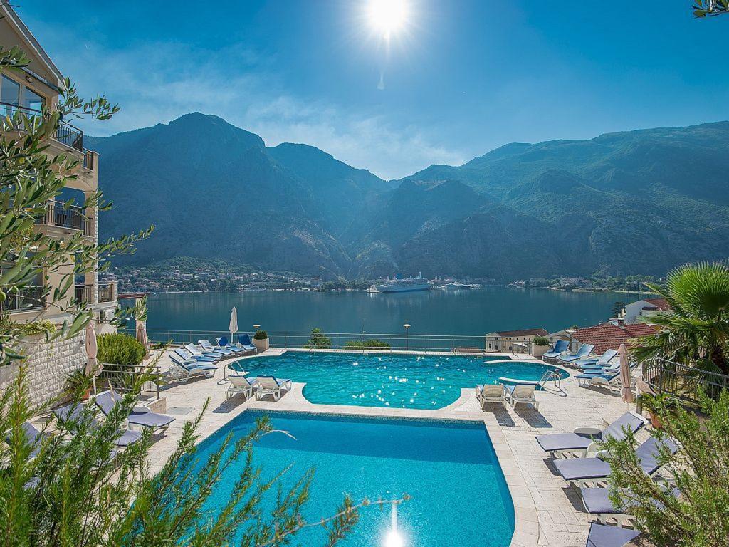 Apartment Fjord Waterfront Cattaro Esterno foto