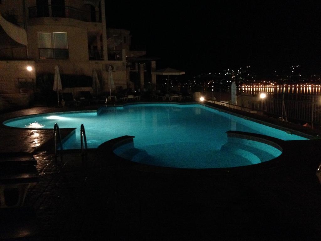 Apartment Fjord Waterfront Cattaro Esterno foto