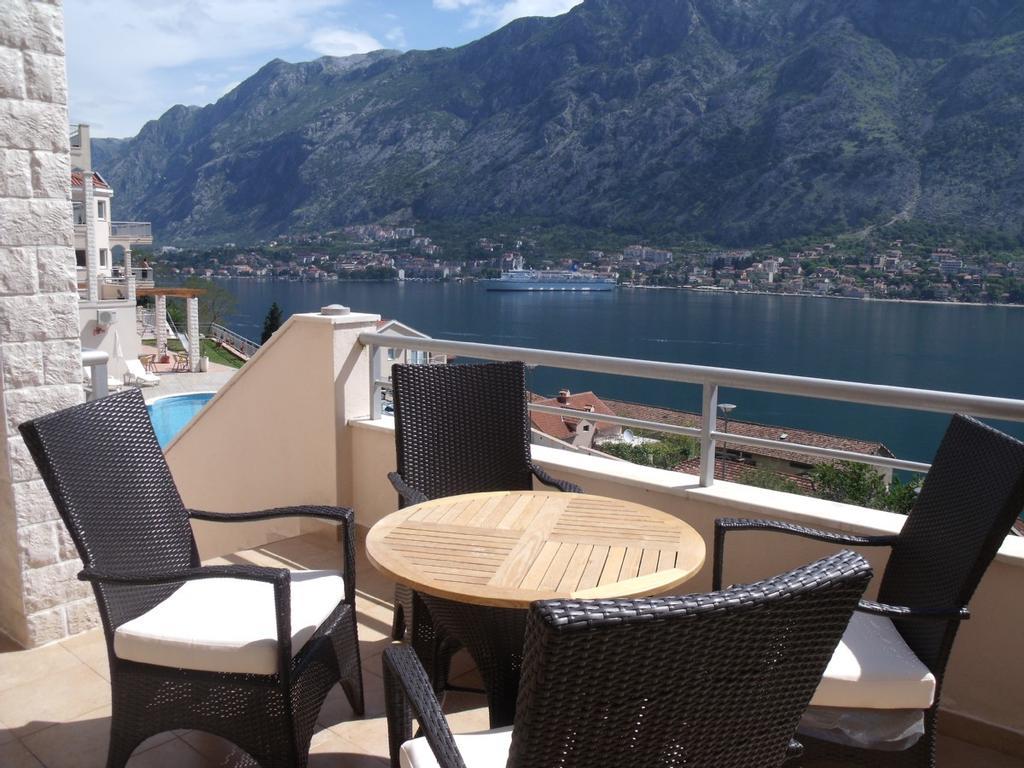 Apartment Fjord Waterfront Cattaro Esterno foto